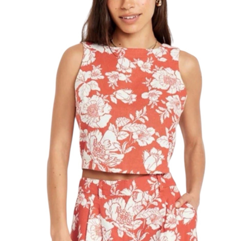 Floral Orange Sleeveless Crop Top Size Medium NWT